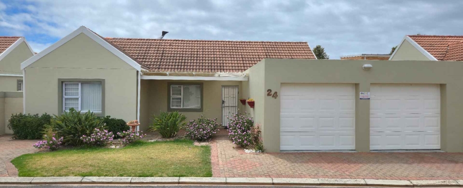 3 Bedroom Property for Sale in Franskraal Western Cape